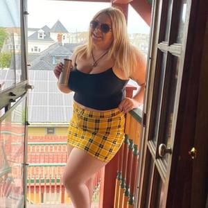 Meet your Posher, Ally